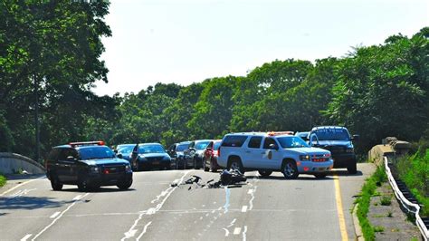 Motorcyclist killed in crash on Southern State Parkway at Exit 17 - Newsday