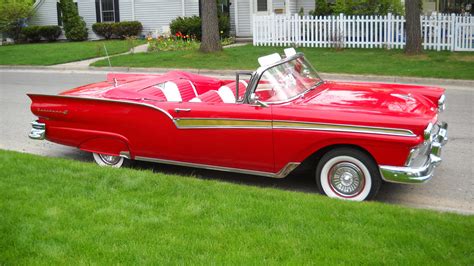 1957 Ford Fairlane Convertible | W206 | Indianapolis 2013