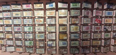 Currency Notes of Countries Around the World Editorial Stock Image - Image of collection, cash ...