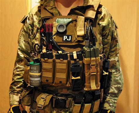 Military gear tactical, Combat gear, Tactical gear