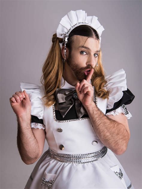 คุยกับ Ladybeard : นักมวยปล้ำและไอดอลในญี่ปุ่น ผู้หลงใหลวัฒนธรรมการแต่งกายข้ามเพศ