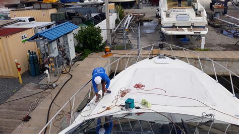 Boat Gelcoat Repair & Fiberglass Repair in Hollywood, Pompano Beach, FL