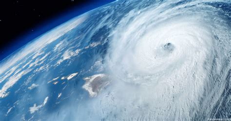 Hawaii Hurricane Season - How to Avoid It