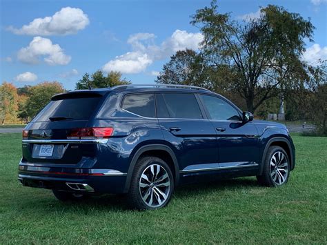 2023 Volkswagen Atlas: 276 Exterior Photos | U.S. News