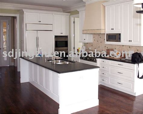 White kitchen with Inset Cabinets Home Bunch – Interior | Top Kitchen Cabinets Collections