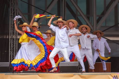 Traditional Colombian Clothing Men - Traditional Caribbean Clothing ...