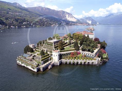 Charming Isola Bella and Palazzo Borromeo: Lake Maggiore