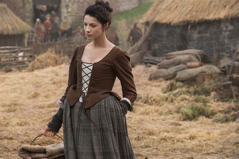 Ten Photos from 'Outlander' Episode Two- "Castle Leoch" | Outlander TV News