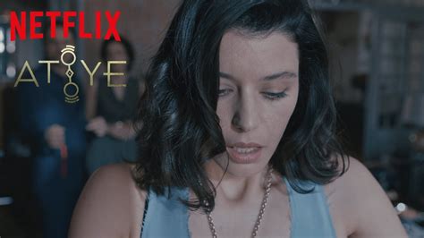 Beren Saat istedi, Netflix değiştirdi - Dizi Haberleri - TV100