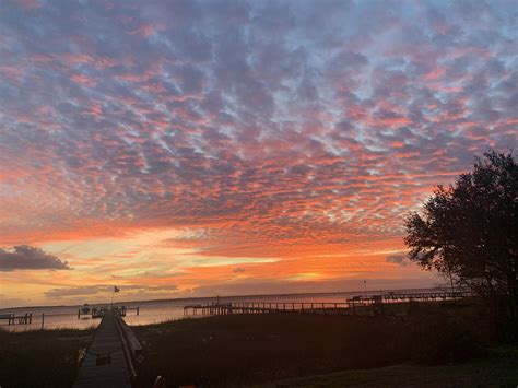 Charleston harbor sunset earlier🤩 : r/Charleston