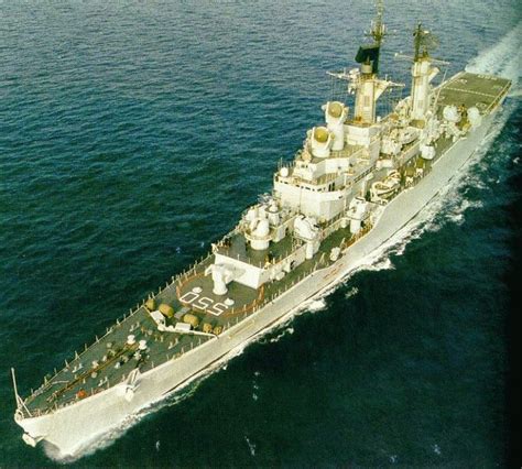 Naval Analyses: WARSHIPS OF THE PAST: Vittorio Veneto helicopter cruiser of the Italian Navy