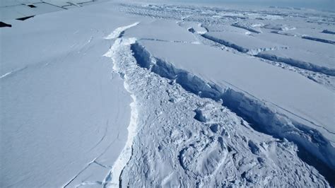 Climate Model Predicts West Antarctic Ice Sheet Could Melt Rapidly ...