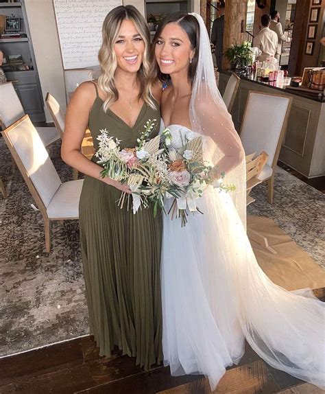 Bella Robertson and Jacob Mayo's Wedding: See Photos from the Duck Dynasty Star's Nuptials ...