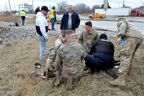 Local Ohio National Guard Soldiers rescue car crash victim – BG ...