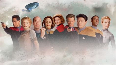 Crew of the USS Voyager by lofty1985 on DeviantArt