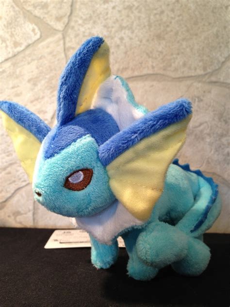 Eevee-Plushies - Nerdinsweden's Pokémon Collection