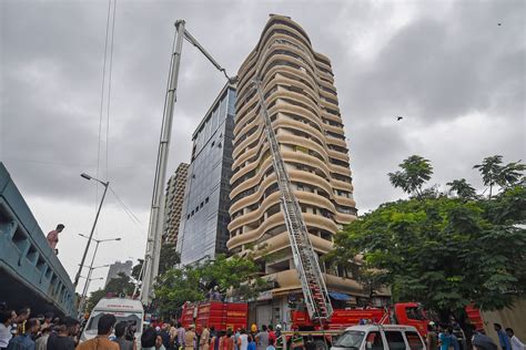 Mumbai's Parel Crystal Tower Fire Updates: Fire At Mumbai Apartment In Parel Near Hindmata ...