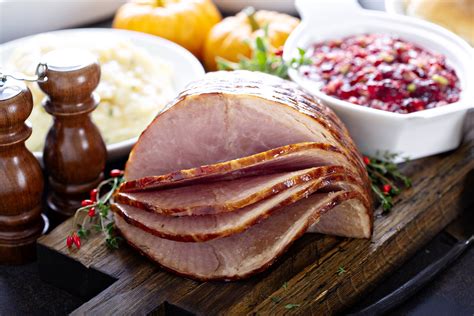 Ang Pinakamasarap Na Pinoy Christmas Ham Ever! | Recipedia