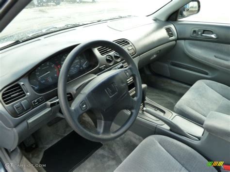 Gray Interior 1997 Honda Accord LX Sedan Photo #55347889 | GTCarLot.com