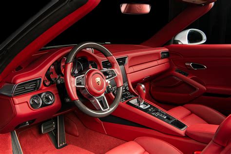 Porsche 911 Turbo 2018 Interior | Cabinets Matttroy