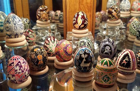 An Ancient Conversation: Creating Ukrainian Pysanky - Lewis Ginter ...