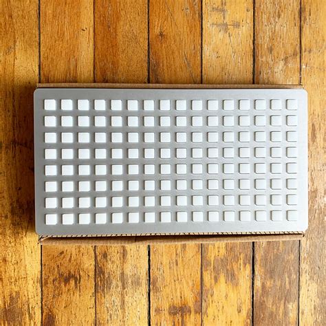 Monome Grid | Reverb Canada