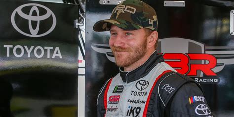 Jeffrey Earnhardt trying to make a name for himself in NASCAR