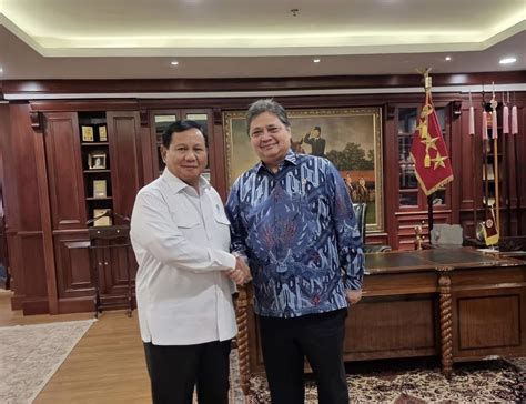 Prabowo-Airlangga Bertemu, Gerindra: Pertemuan Rutin dan Berkala | Republika Online