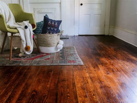 How To Stain A Hardwood Floor By Hand | Floor Roma