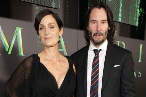 Matrix Resurrections Stars Keanu Reeves and Carrie-Anne Moss on Their ...