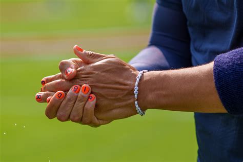 See what Bears quarterback Caleb Williams painted on his nails - Outsports