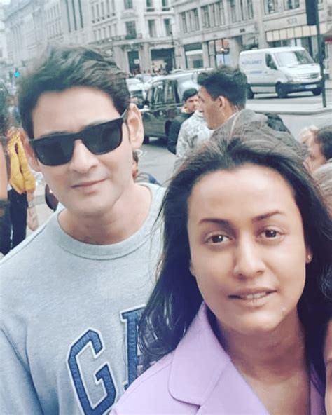 Mahesh Babu And Namrata Shirodkar Latest Vacation Still - Social News XYZ