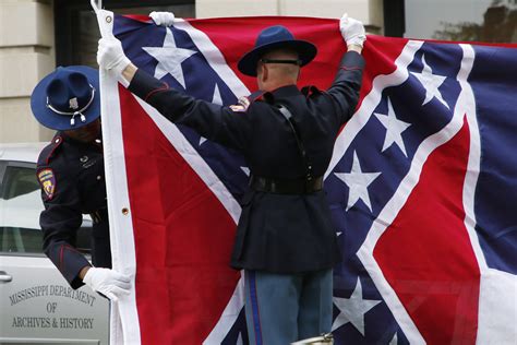 Old times not forgotten: Mississippi furls rebel-themed flag | AP News