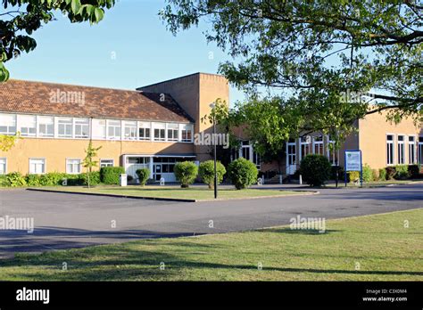 Epsom and Ewell High School, Ruxley Lane, West Ewell, Surrey, England UK Stock Photo - Alamy