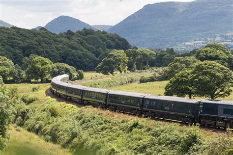 Ireland Train Tours | Belmond Train Tours - All Ireland Chauffeur Tours