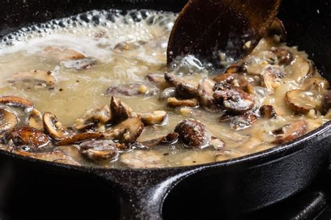 How To Make Cream Of Mushroom Soup Gravy Recipes?