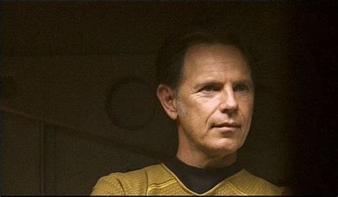 Christopher Pike (Bruce Greenwood) | Star Trek | Star Trek • Where no man has gone before ...