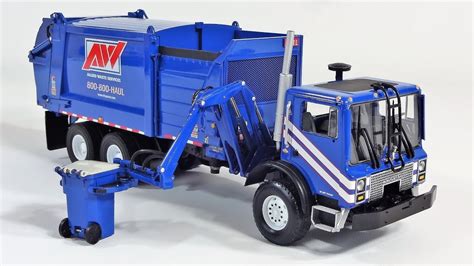 8 Photos Toy Garbage Truck Side Loader And Description - Alqu Blog