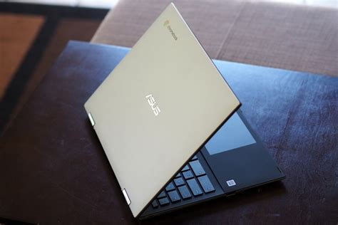 Asus Chromebook Flip CM3 Review: Slow But Really Cheap | Digital Trends