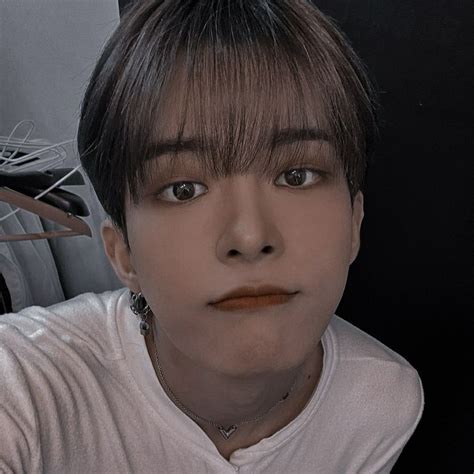 𝐃𝐄𝐒𝐂: subin icons. victon icons. subin aesthetic. victon aesthetic. subin aesthetic icons ...