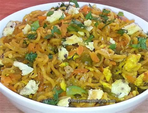 Egg Maggi | Egg Maggi with vegetables | Street style anda Maggi