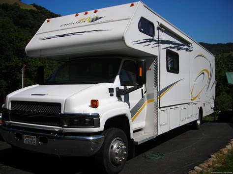 Toyhauler Class C RV Ready for an Adventure, Napa, California RV Rentals | RealAdventures