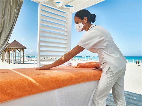 Cuba Spa Hotels - Spa Packages - Meliá Cuba Hotels