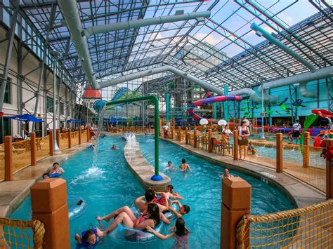 9 Best Water Park Hotels in Michigan, U.S.A(in 2022) - TraveLover Planet