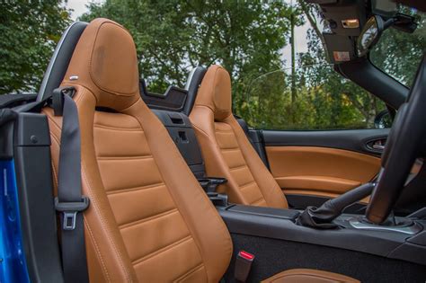 Fiat 124 Spider Interior - Motorhive