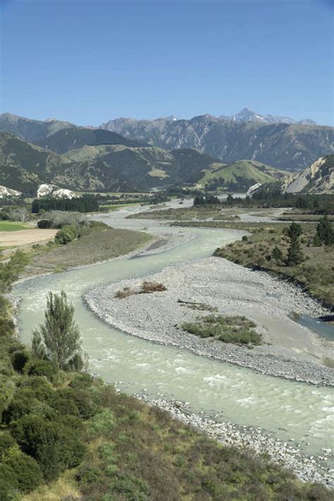 Point bar and river, New Zealand (Vertical) – Geology Pics