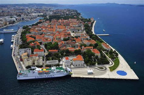 ZADAR OLD TOWN - Croatia Gems