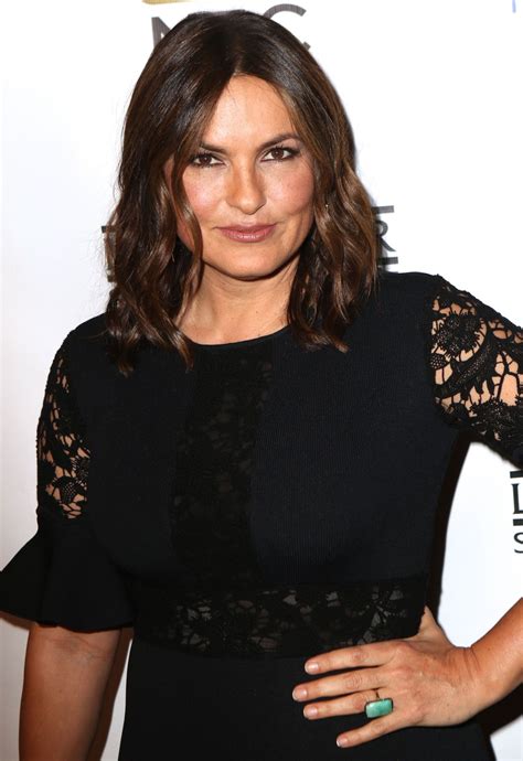 Mariska Hargitay Style, Clothes, Outfits and Fashion• Page 3 of 4 ...