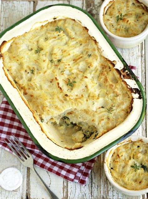 Jamie Oliver's fantastic fish pie recipe | Drizzle and Dip