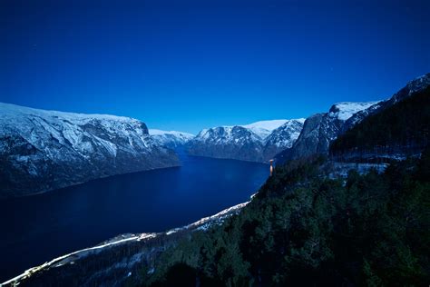 Winter in the fjords – NORWAY – WESTERN NORWEGIAN FJORDS